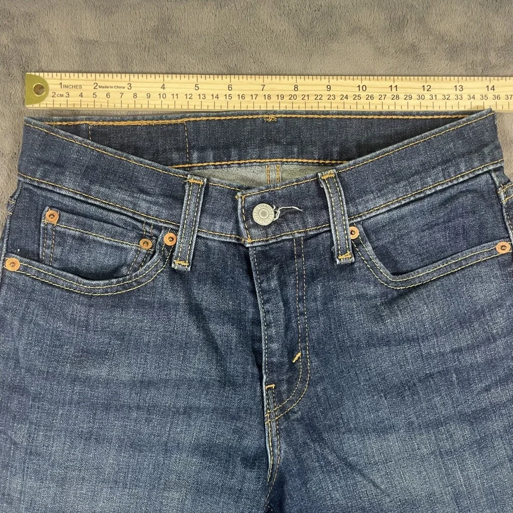 Levis elevate your
